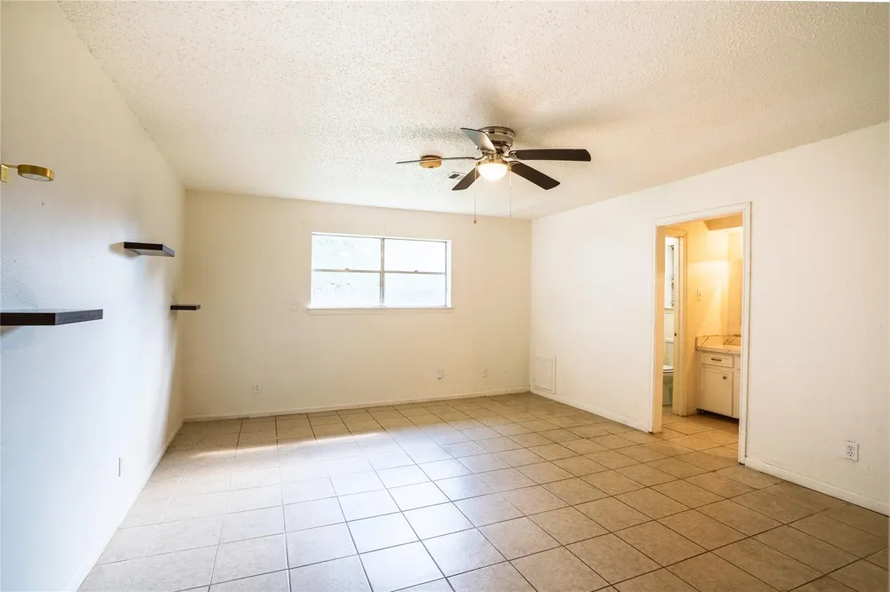 4850 Slade Ben Lane Alvin, TX 77511