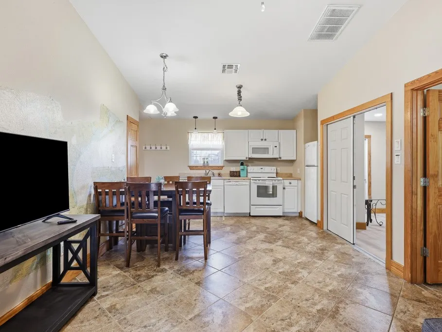 814 Rattlesnake Point Rockport, TX 78382