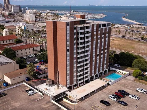 715 S S. Upper Broadway Street S #305
