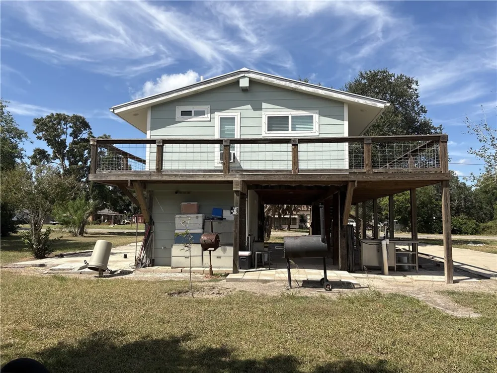 210 Danforth Street Woodsboro, TX 78393
