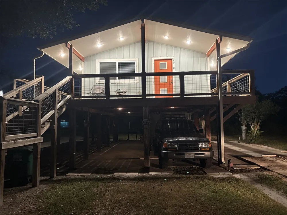 210 Danforth Street Woodsboro, TX 78393
