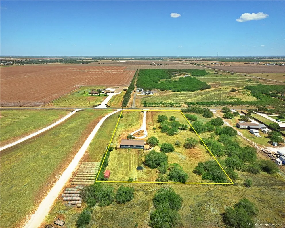 1582 W FM 738 Orange Grove, TX 78372