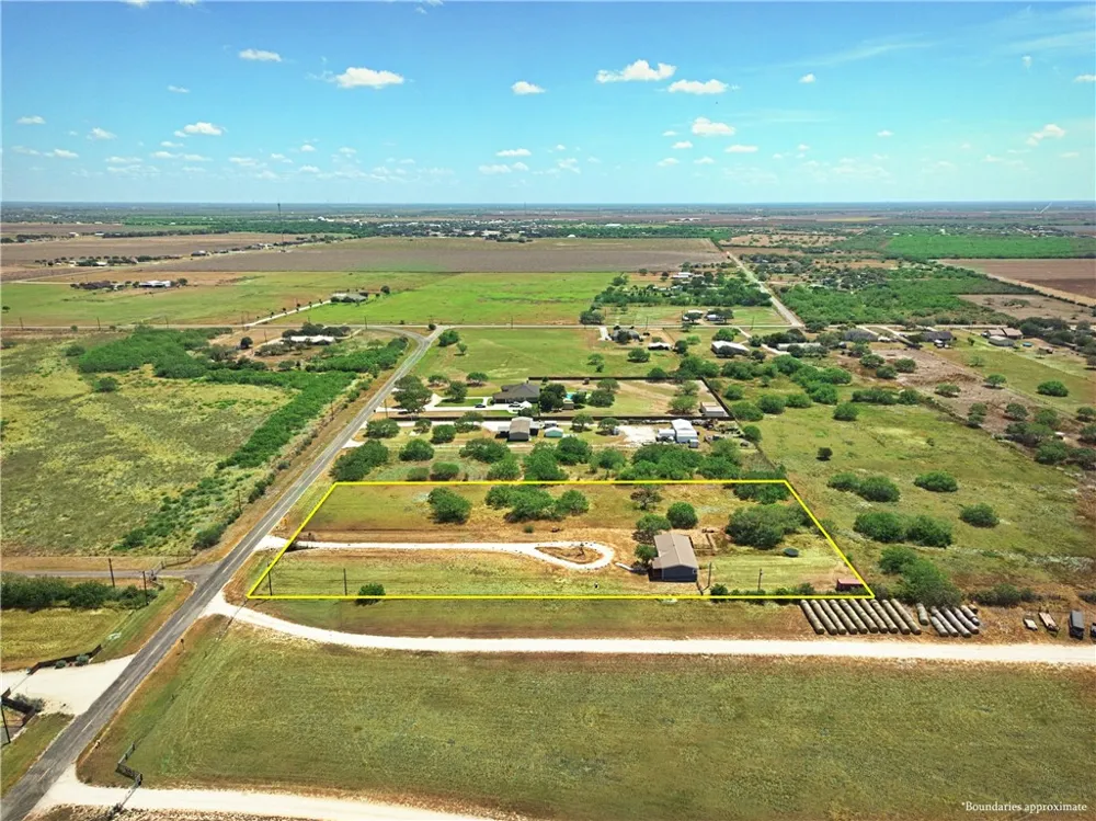 1582 W FM 738 Orange Grove, TX 78372