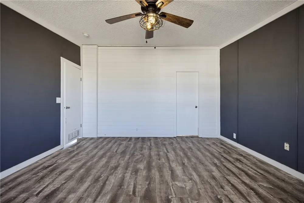 1582 W FM 738 Orange Grove, TX 78372