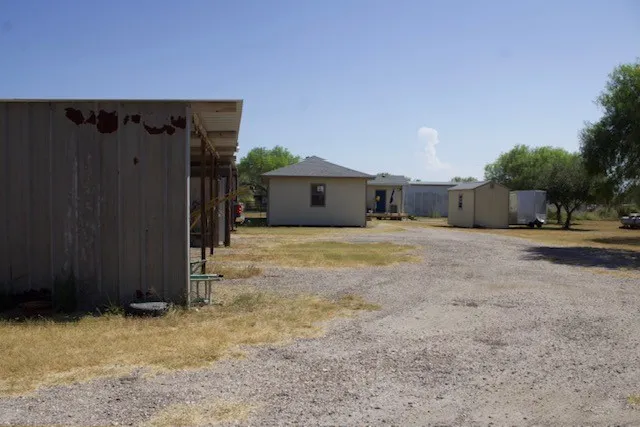 779 S County Road 1145 Riviera, TX 78379