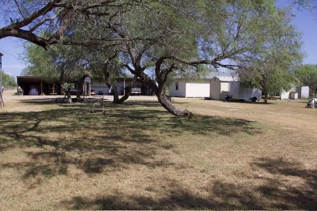 779 S County Road 1145 Riviera, TX 78379