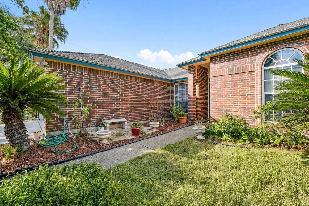 6106 Jessica Drive Corpus Christi, TX 78414