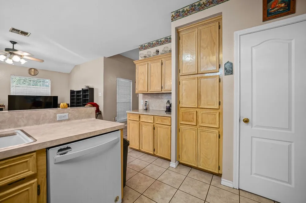 6106 Jessica Drive Corpus Christi, TX 78414