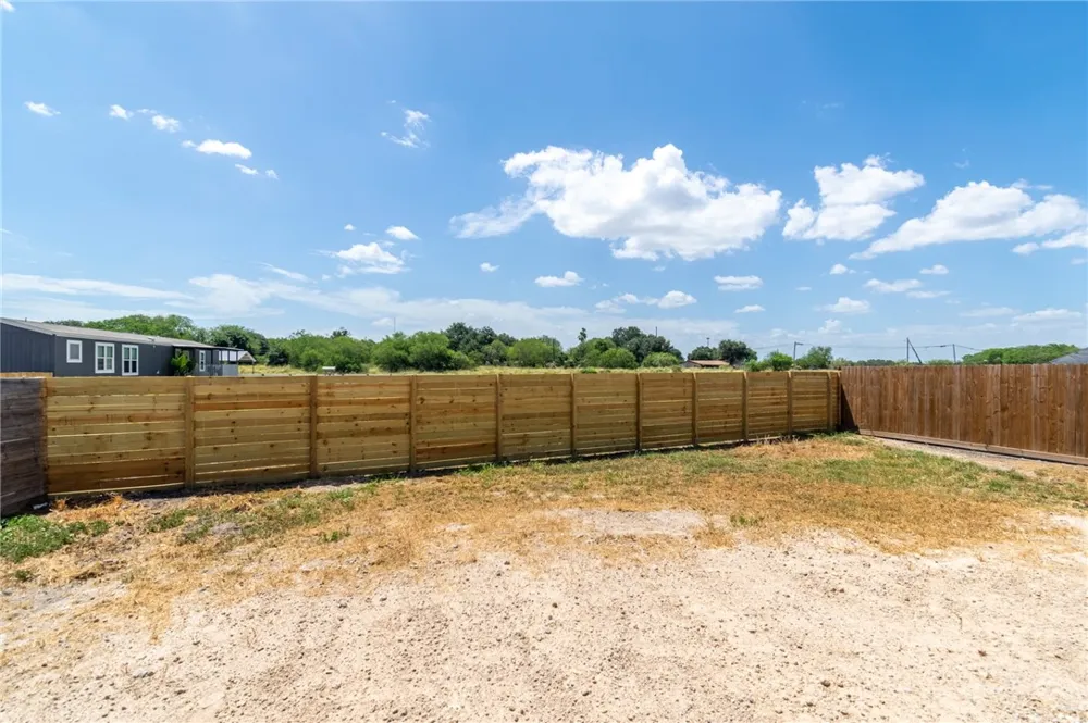 1049 King Street Alice, TX 78332