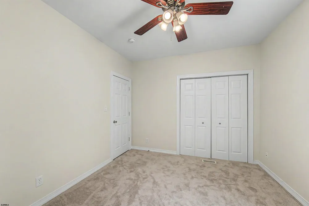 6211 Ventnor Ventnor, NJ 08406