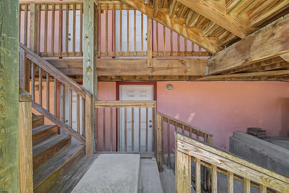 6211 Ventnor Ventnor, NJ 08406