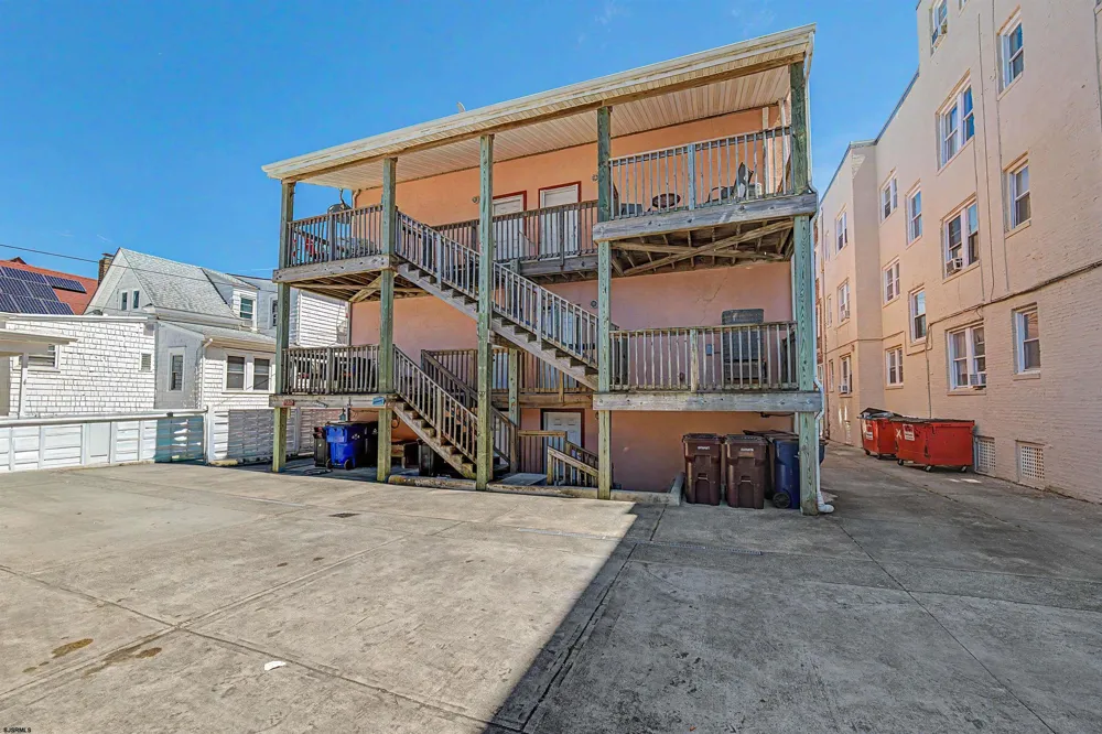 6211 Ventnor Ventnor, NJ 08406