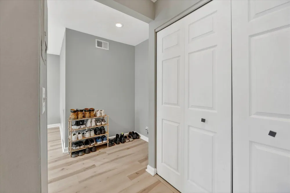2140 Pauline Boulevard #206 Ann Arbor, MI 48103
