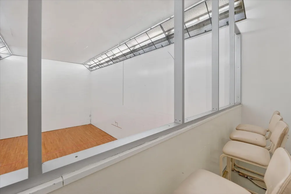 2140 Pauline Boulevard #206 Ann Arbor, MI 48103