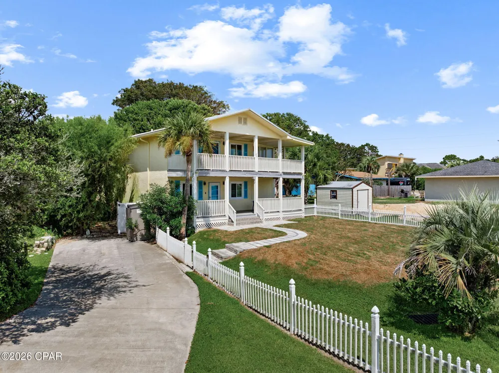 201 Circle Drive Panama City Beach, FL 32413
