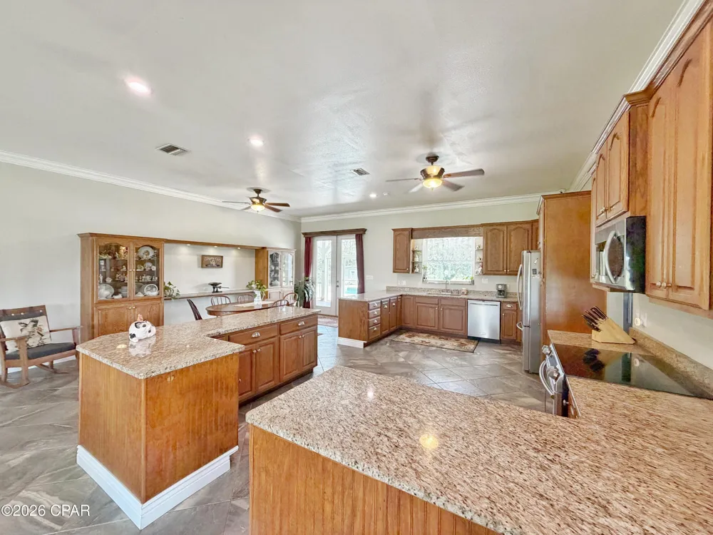 3280 Willie Lane Cottondale, FL 32431