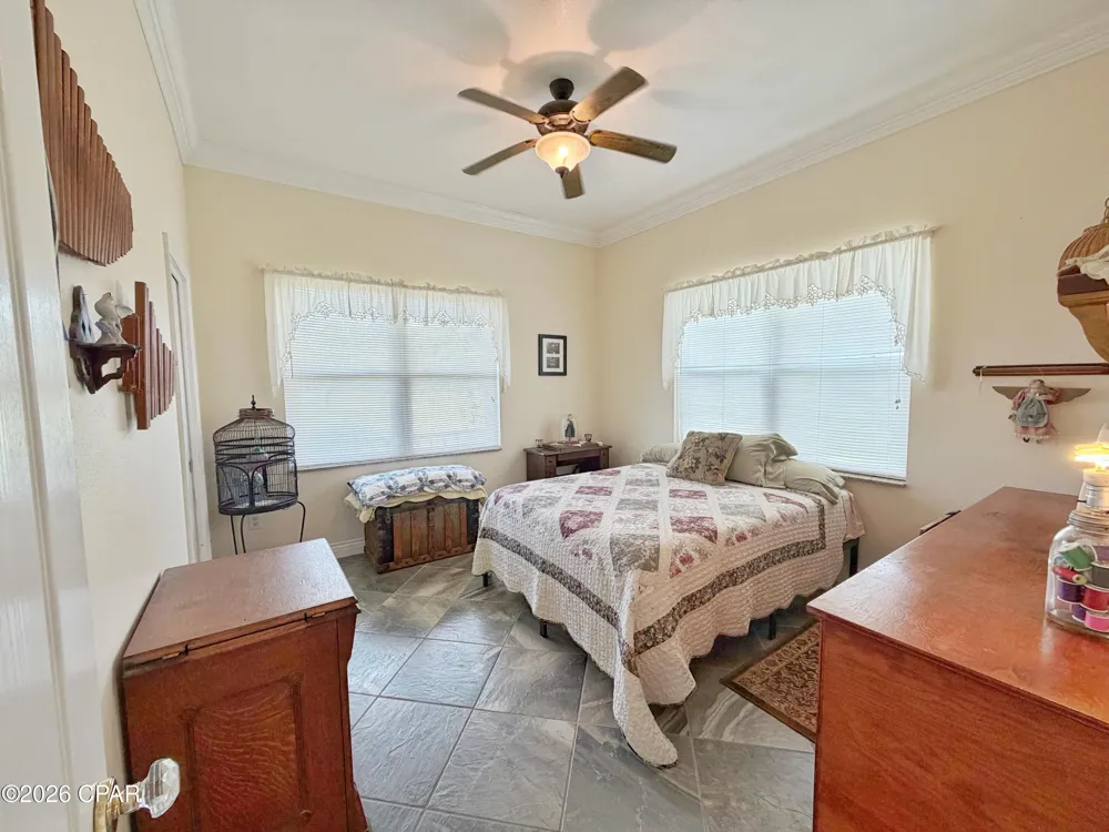 3280 Willie Lane Cottondale, FL 32431