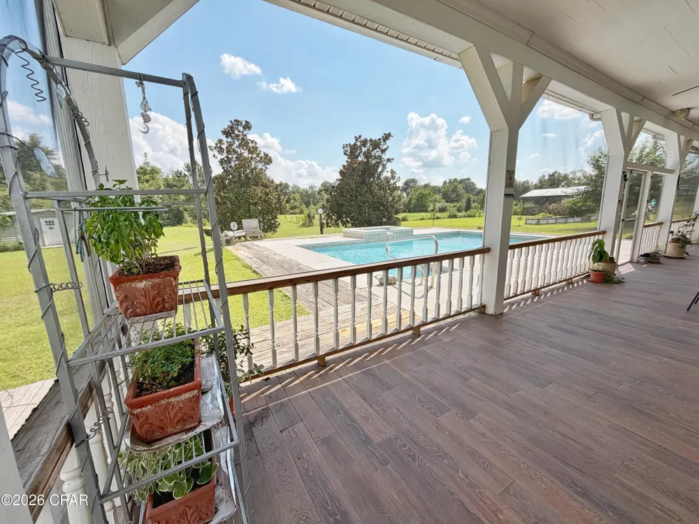 3280 Willie Lane Cottondale, FL 32431