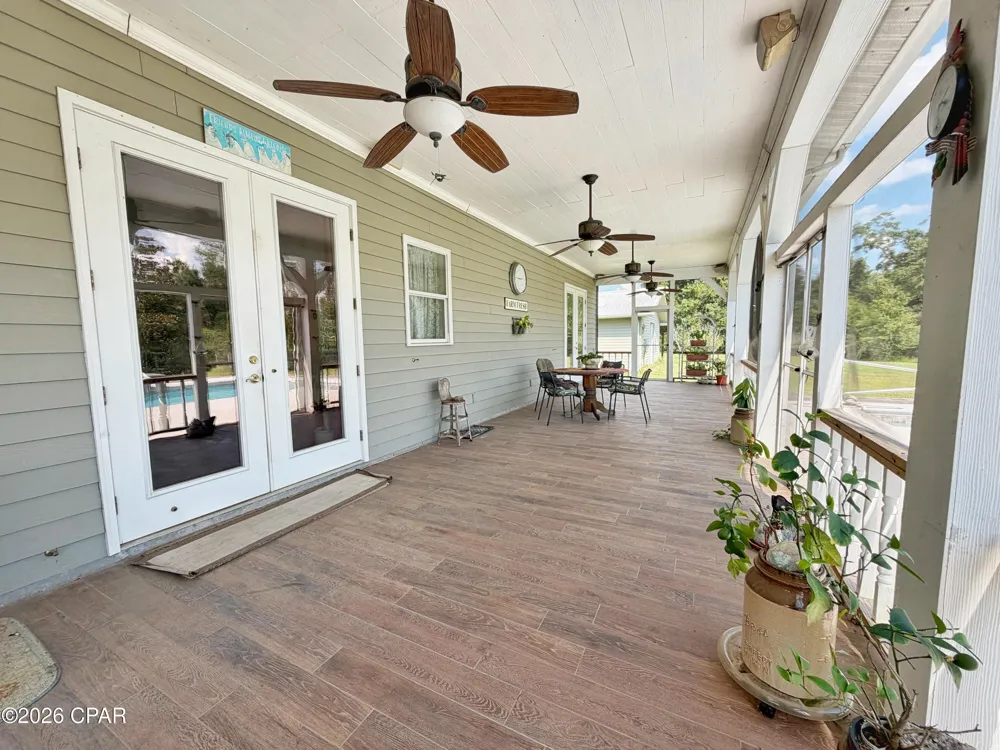 3280 Willie Lane Cottondale, FL 32431