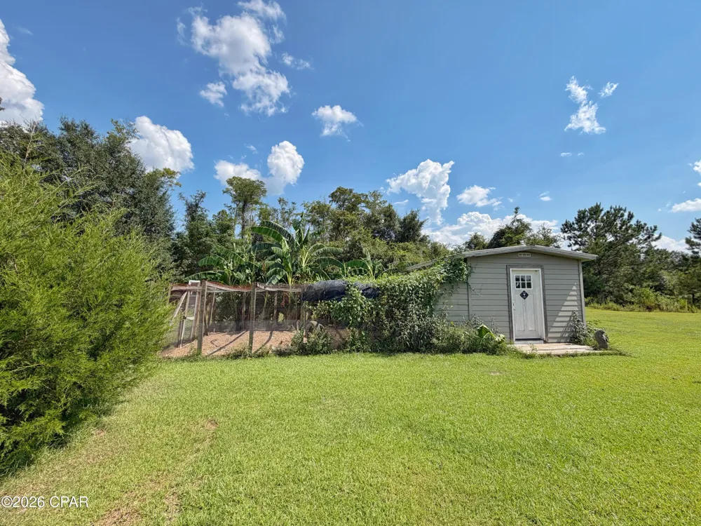 3280 Willie Lane Cottondale, FL 32431