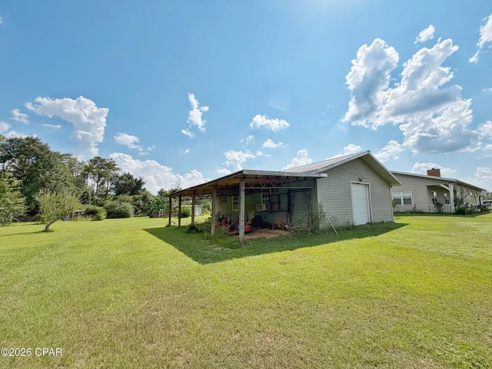 3280 Willie Lane Cottondale, FL 32431