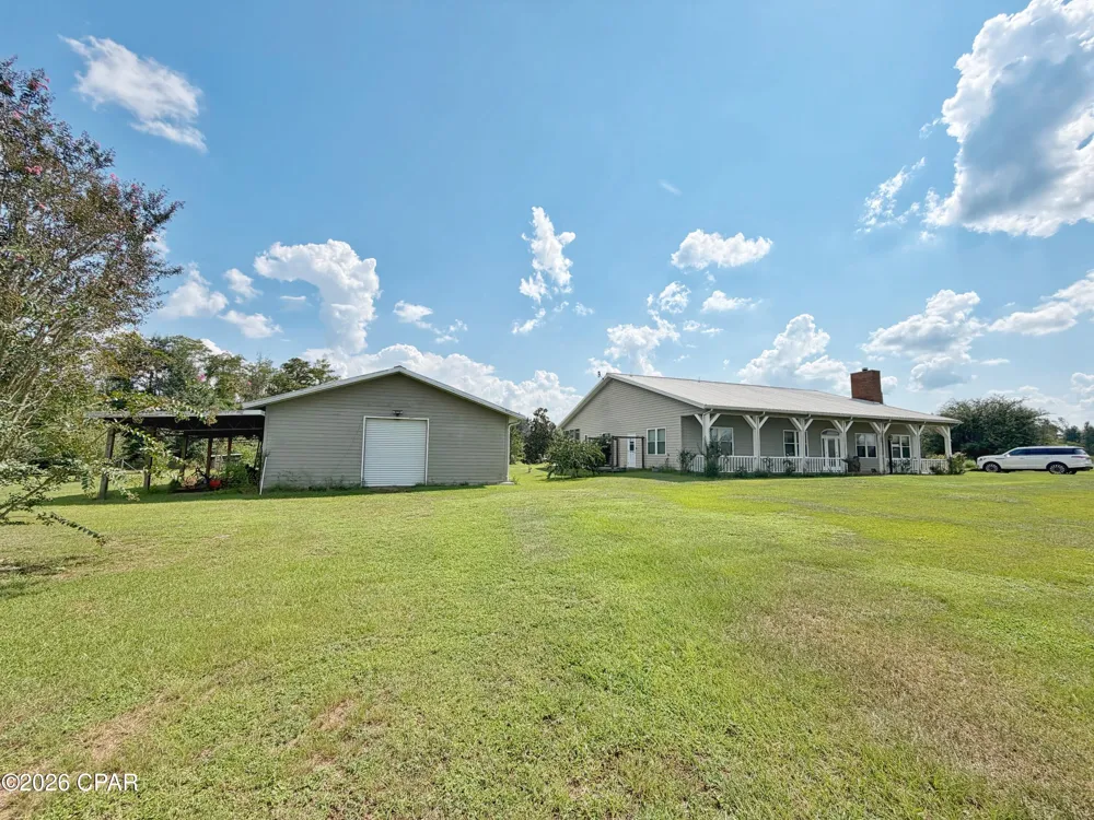 3280 Willie Lane Cottondale, FL 32431