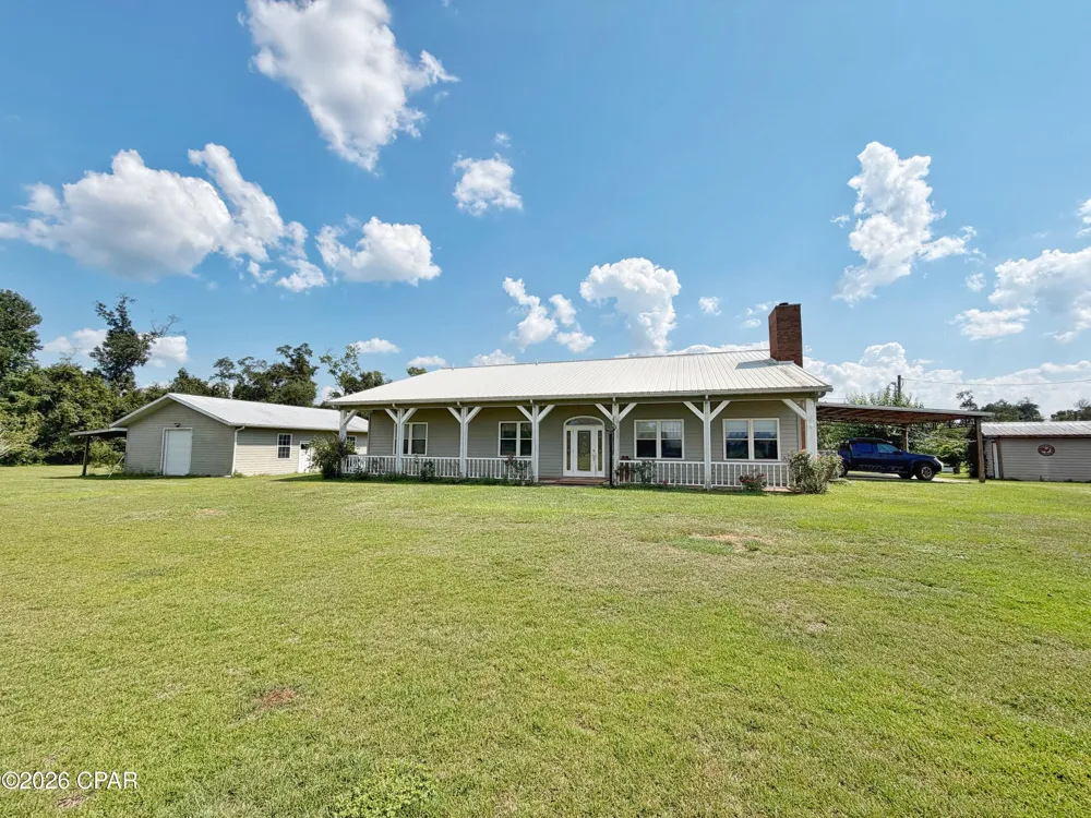 3280 Willie Lane Cottondale, FL 32431