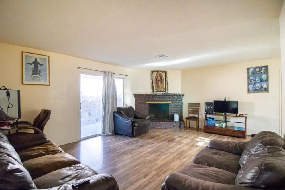 460 Walch Street Porterville, CA 93257