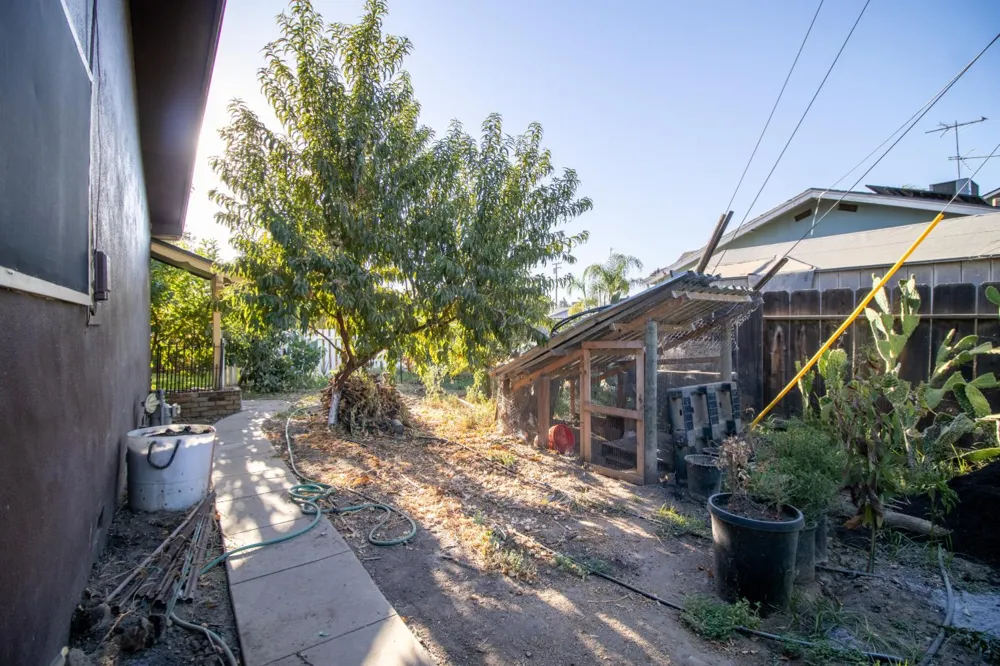 460 Walch Street Porterville, CA 93257