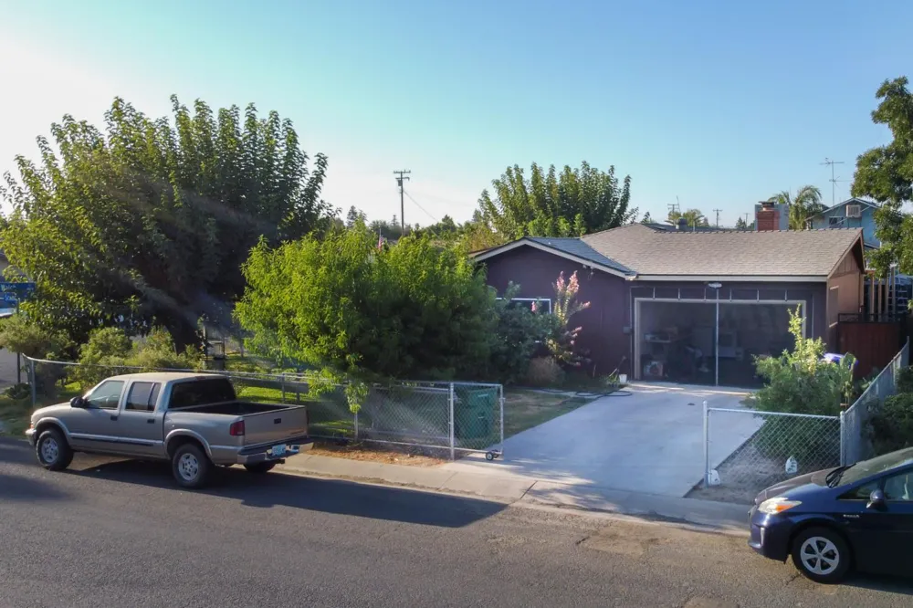 460 Walch Street Porterville, CA 93257