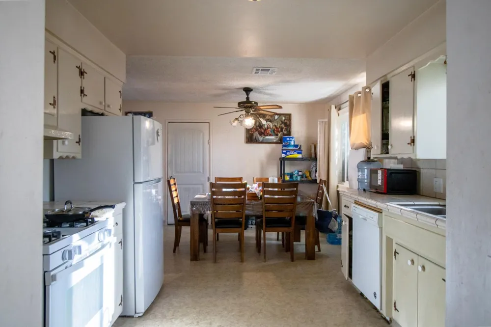 460 Walch Street Porterville, CA 93257