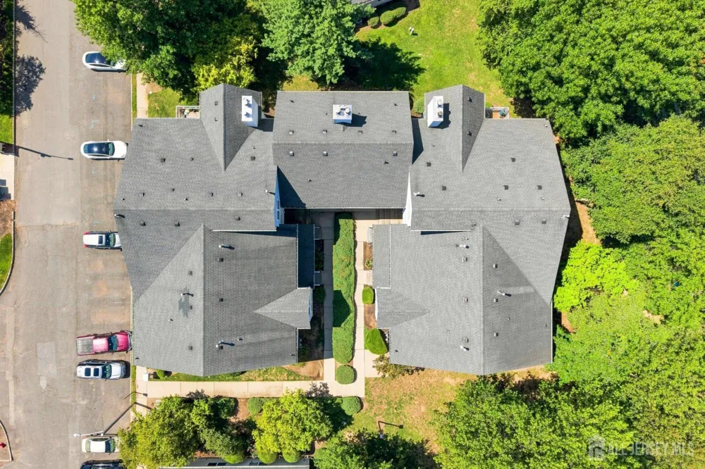 30 Kensington Drive Piscataway, NJ 08854
