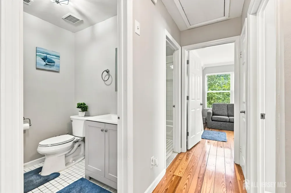 30 Kensington Drive Piscataway, NJ 08854
