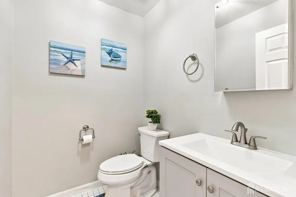 30 Kensington Drive Piscataway, NJ 08854