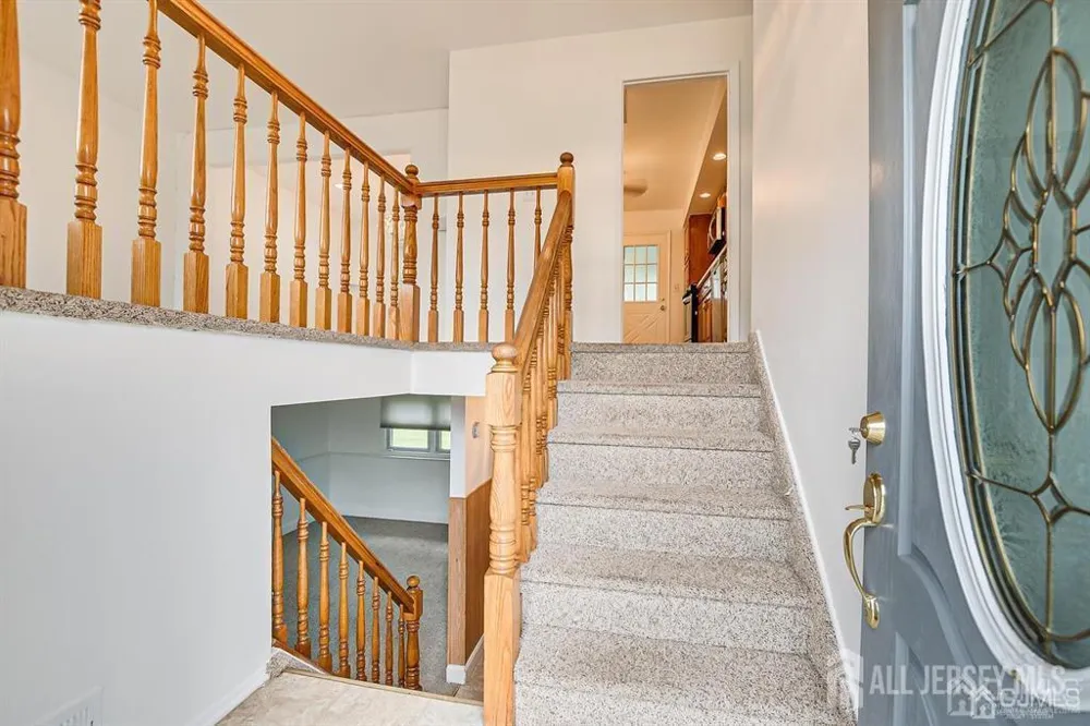 559 Wood Avenue Edison, NJ 08820