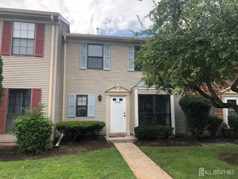 137 Abbot Court