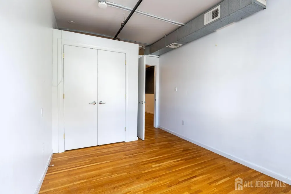378 George Street #201 New Brunswick, NJ 08901