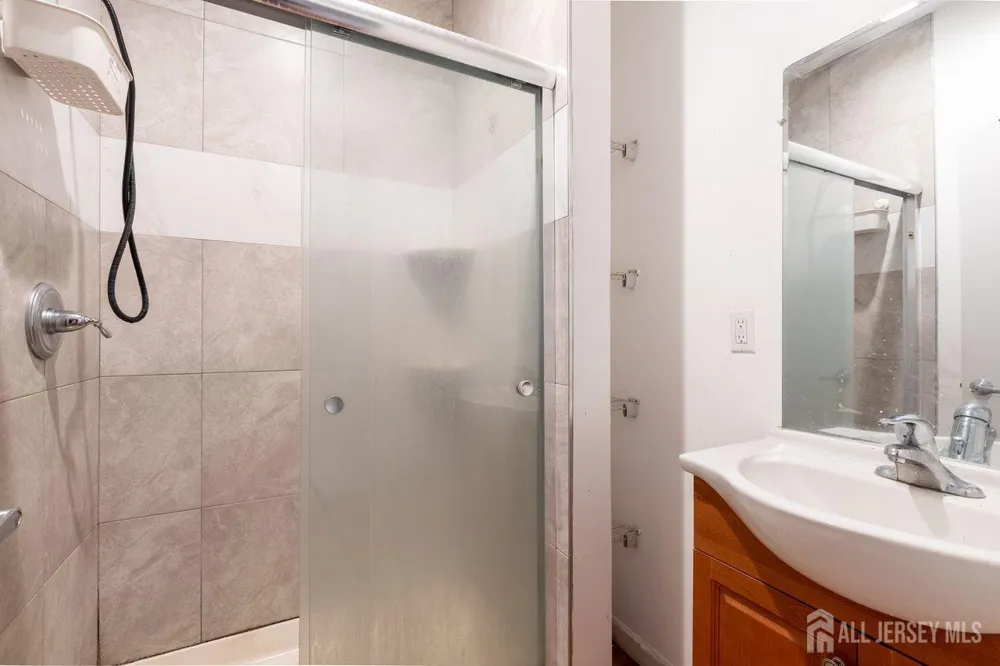 378 George Street #201 New Brunswick, NJ 08901
