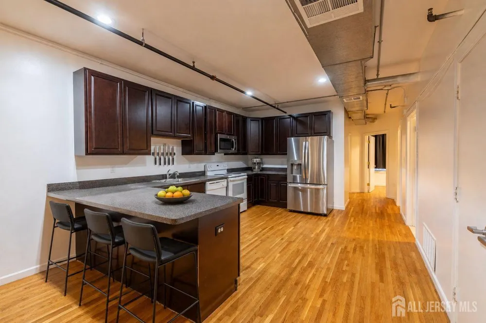 378 George Street #201 New Brunswick, NJ 08901
