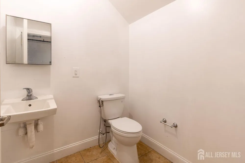 378 George Street #201 New Brunswick, NJ 08901