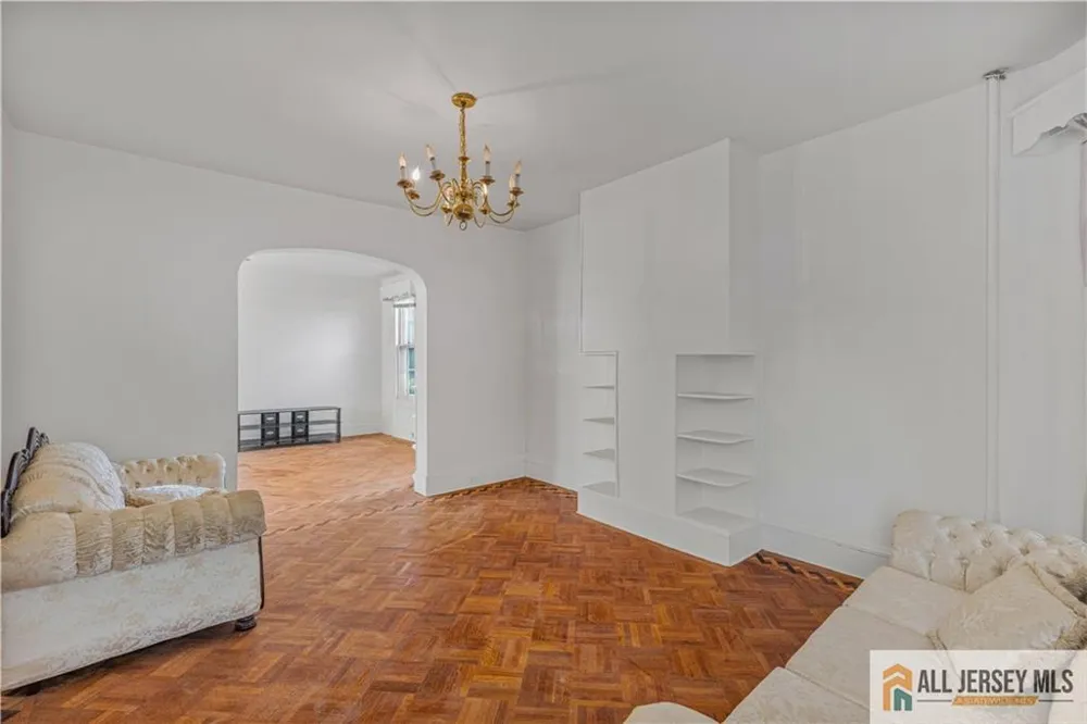 216 Handy Street New Brunswick, NJ 08901