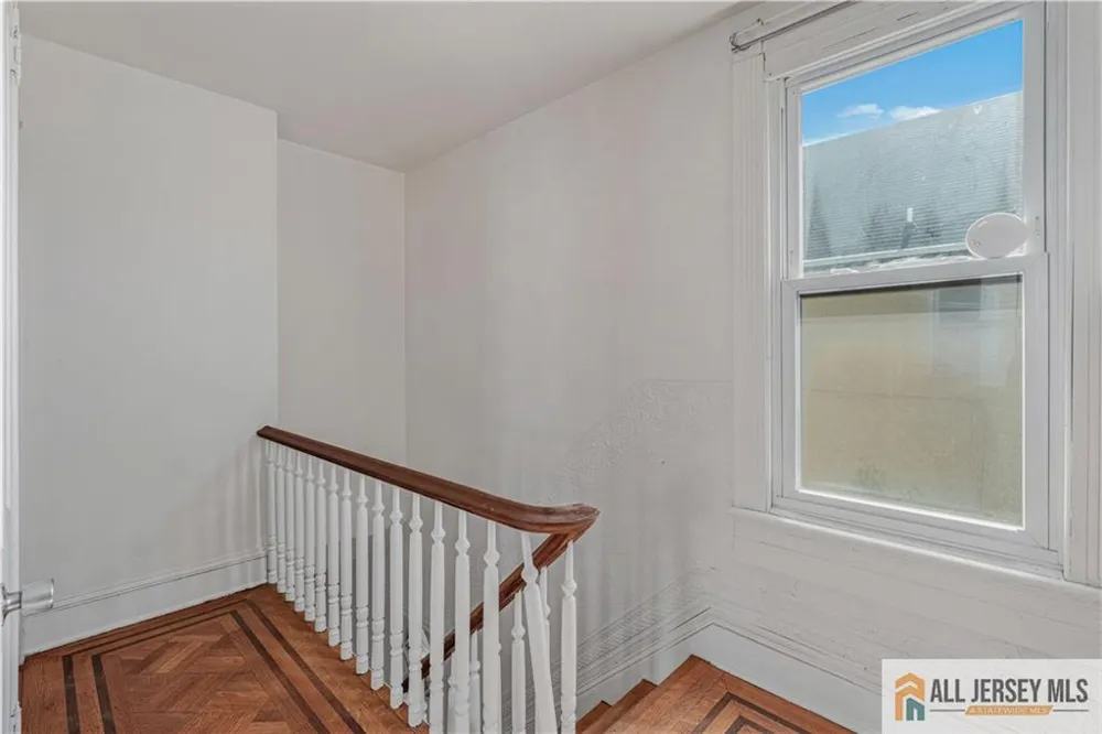 216 Handy Street New Brunswick, NJ 08901
