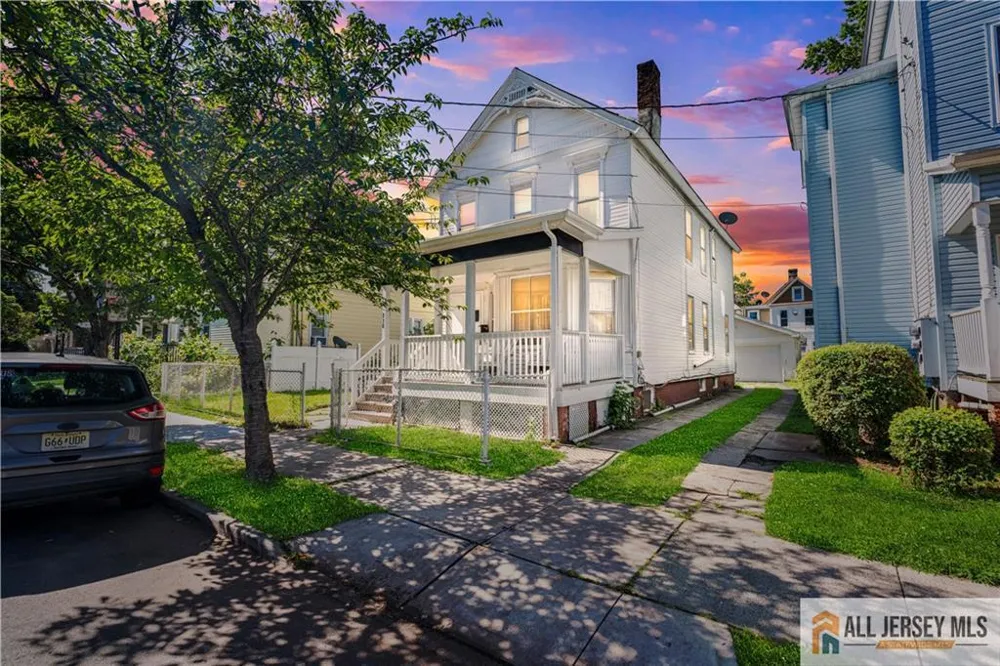 216 Handy Street New Brunswick, NJ 08901