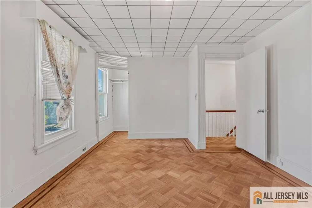 216 Handy Street New Brunswick, NJ 08901