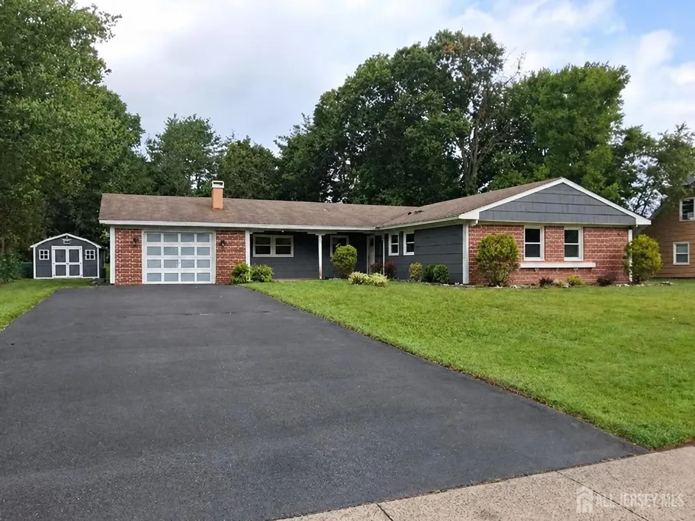 6 Flower Road Franklin Twsp, NJ 08873