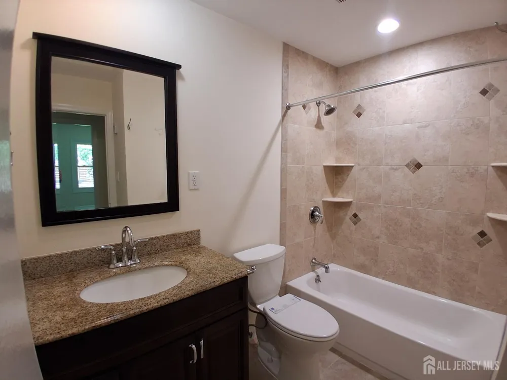 6 Flower Road Franklin Twsp, NJ 08873