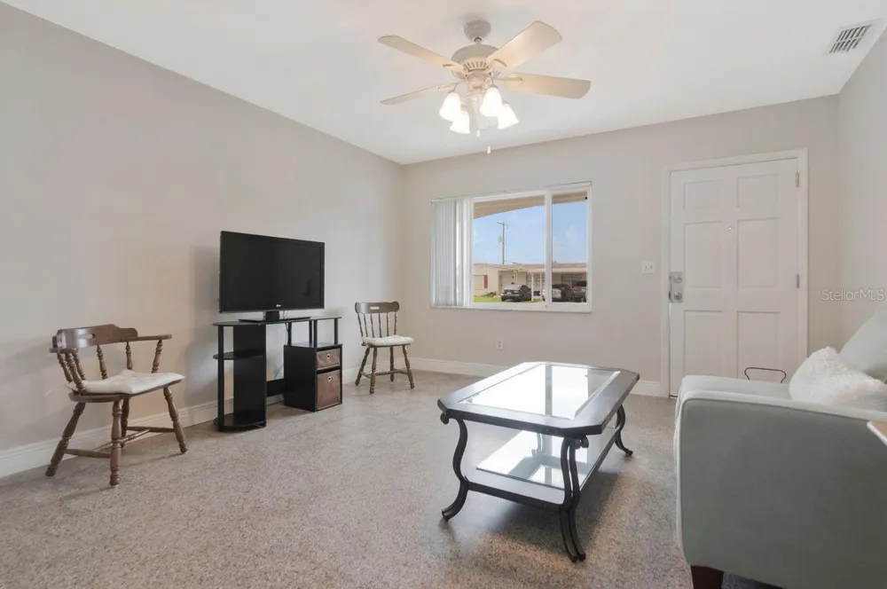 7713 W POWHATAN AVENUE Tampa, FL 33615