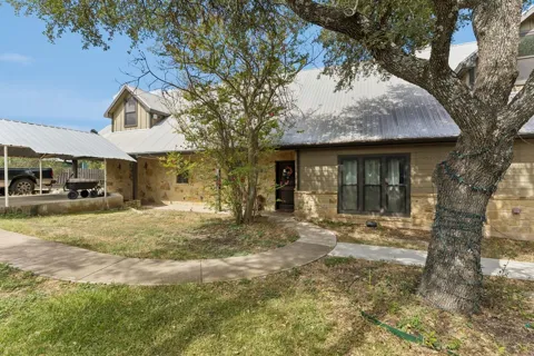 10111 Signal Hill Road