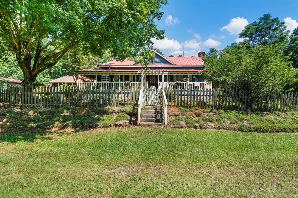 460 Roger Copeland Road Hamilton, GA 31811