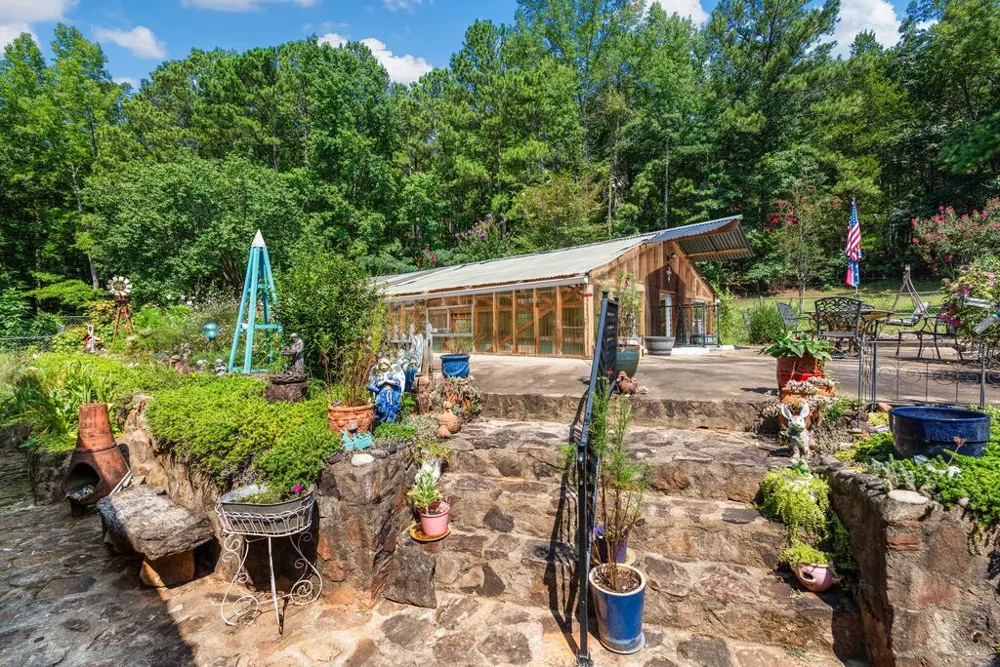 460 Roger Copeland Road Hamilton, GA 31811